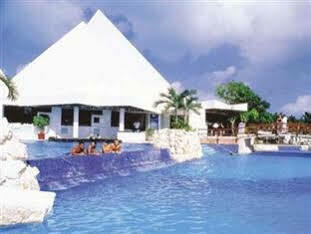 Sunset Lagoon All Inclusive Hotel Cancún Buitenkant foto